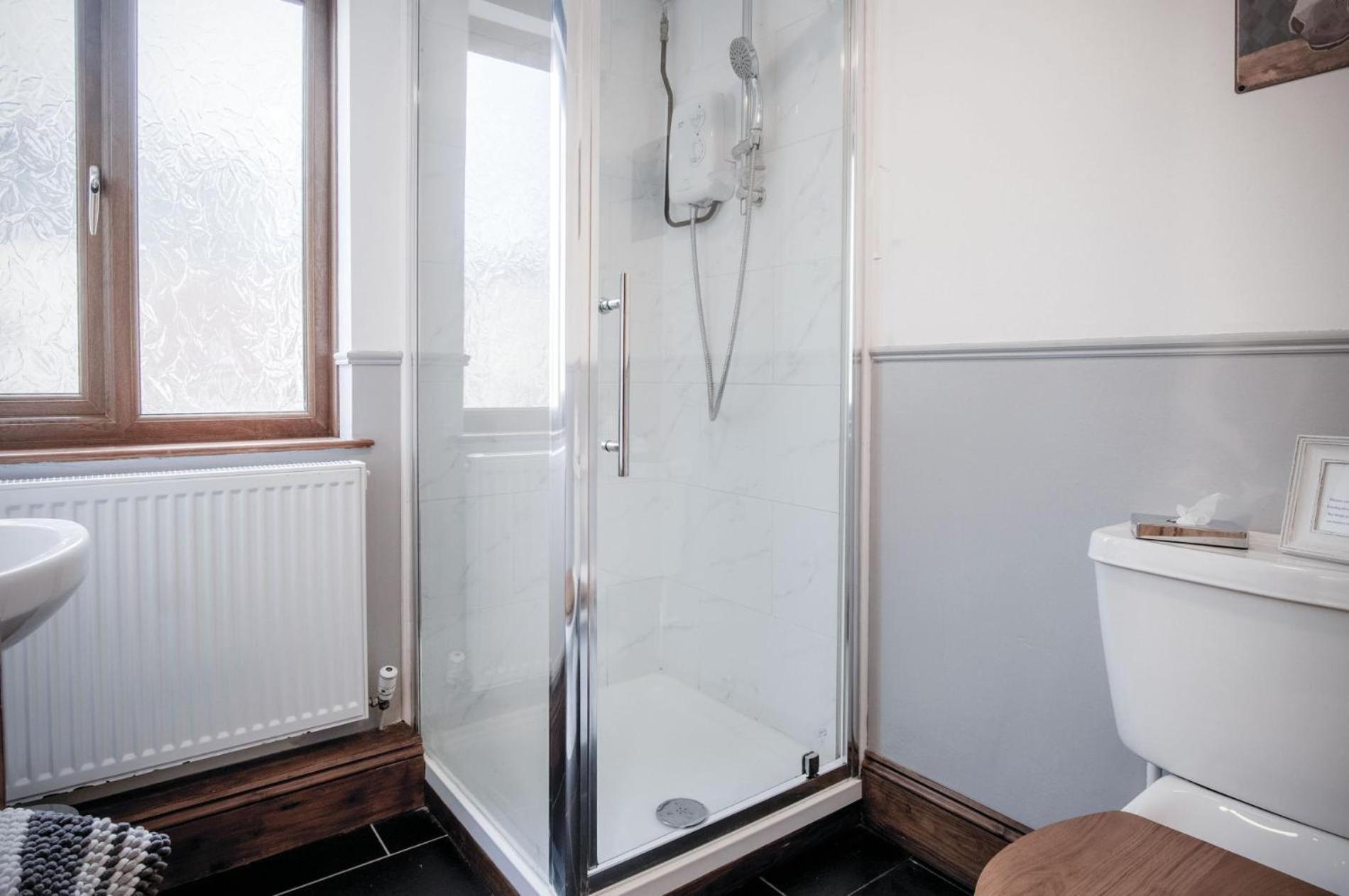 The Brambles - 2 Bedroom Cottage - Llanteg Екстер'єр фото